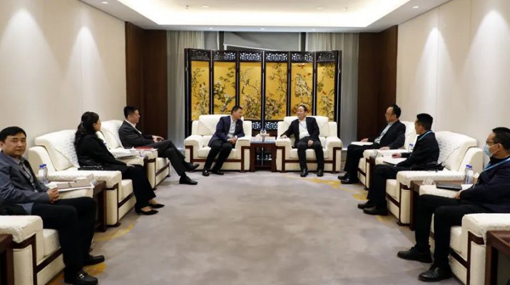 招商银行兰州分行行长倪佳一行到访众博·（中国）手机网页版文旅集团