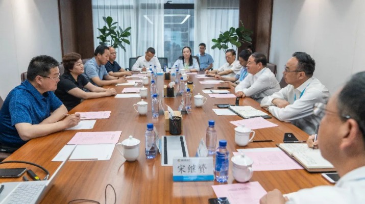 华池县县委书记辛少波一行到访众博·（中国）手机网页版文旅集团