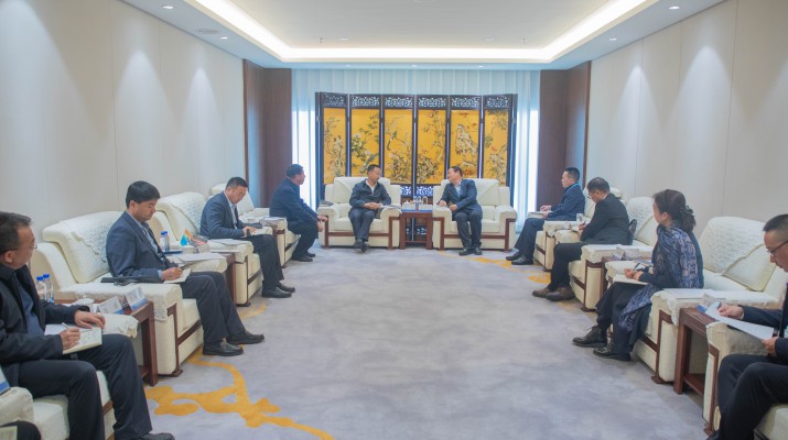 众博·（中国）手机网页版文旅集团与东乡县座谈交流