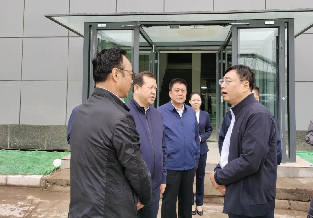 程晓波副省长调研指导众博·（中国）手机网页版文旅集团“祁连山1号冰川矿泉水”项目