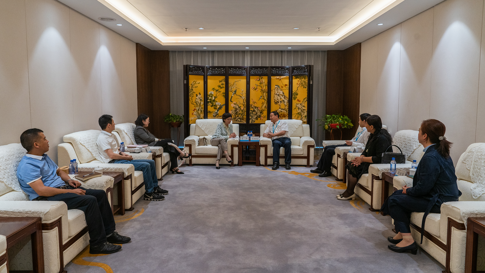 人民日报人民文旅总裁雷萍一行到访众博·（中国）手机网页版文旅集团